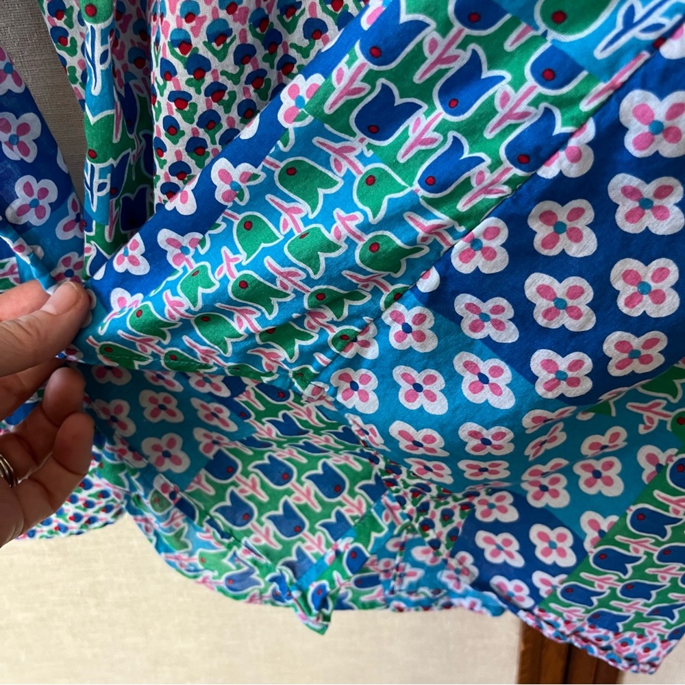 Talbots Classic Cotton Button Front Shirt Retro Multi Floral Tulip Print Top - Picture 5 of 10
